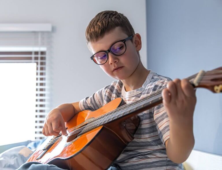 Read more about the article המוזיקה והשפעתה על התפתחות הילד